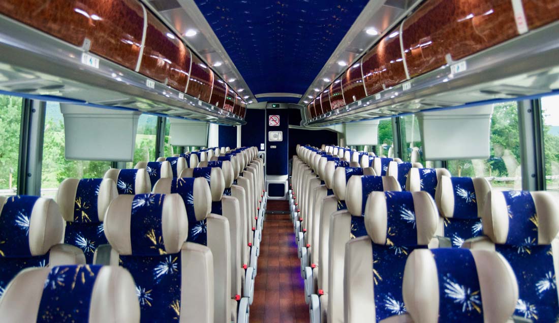 Coaches int3
